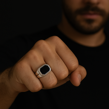 Onyx Box Ring - 950 Silver